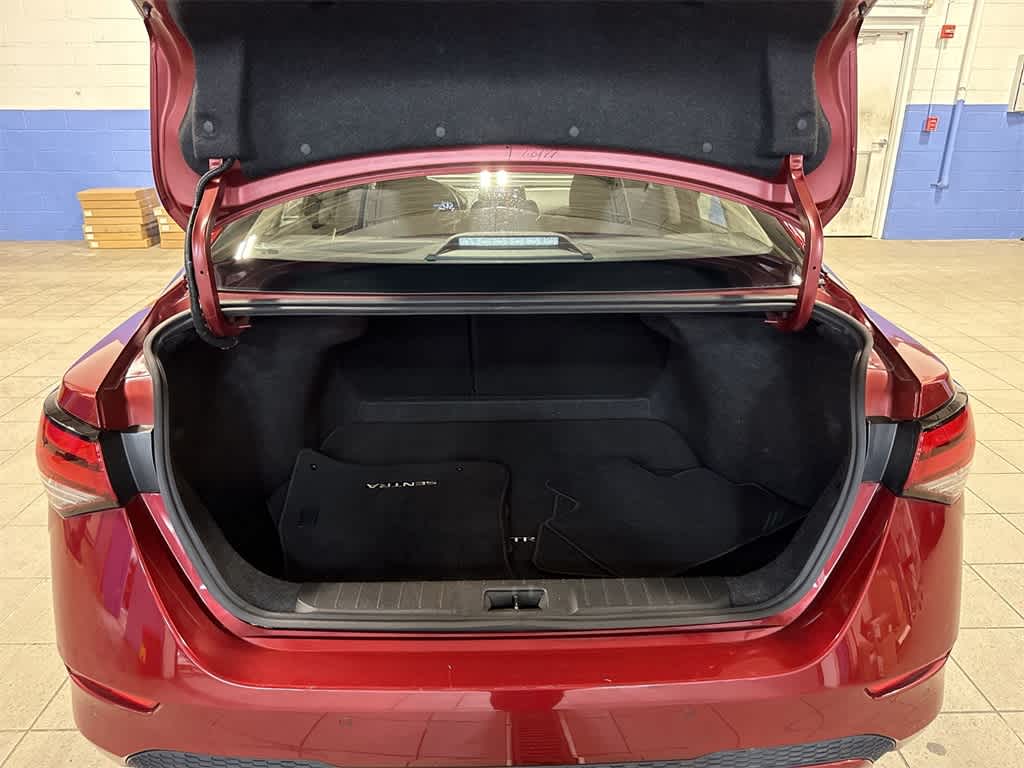 Thumbnail: 2020 Nissan Sentra - 11