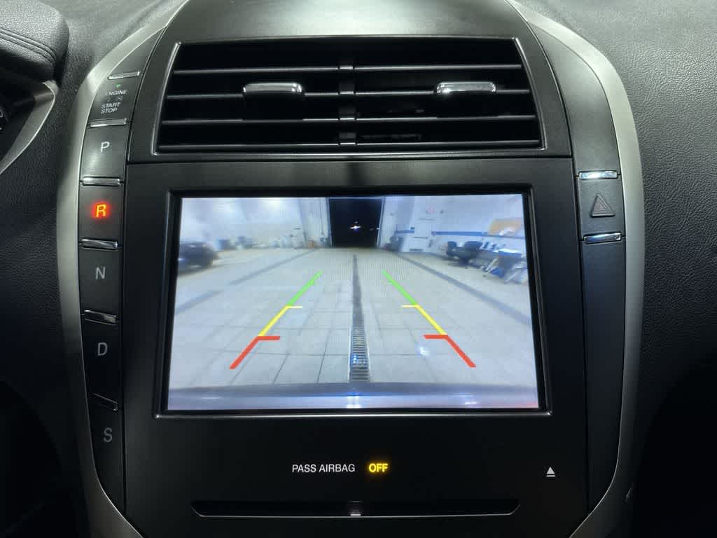 Thumbnail: 2014 Lincoln MKZ - 25