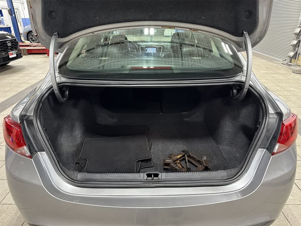 Thumbnail: 2015 Chrysler 200 - 10