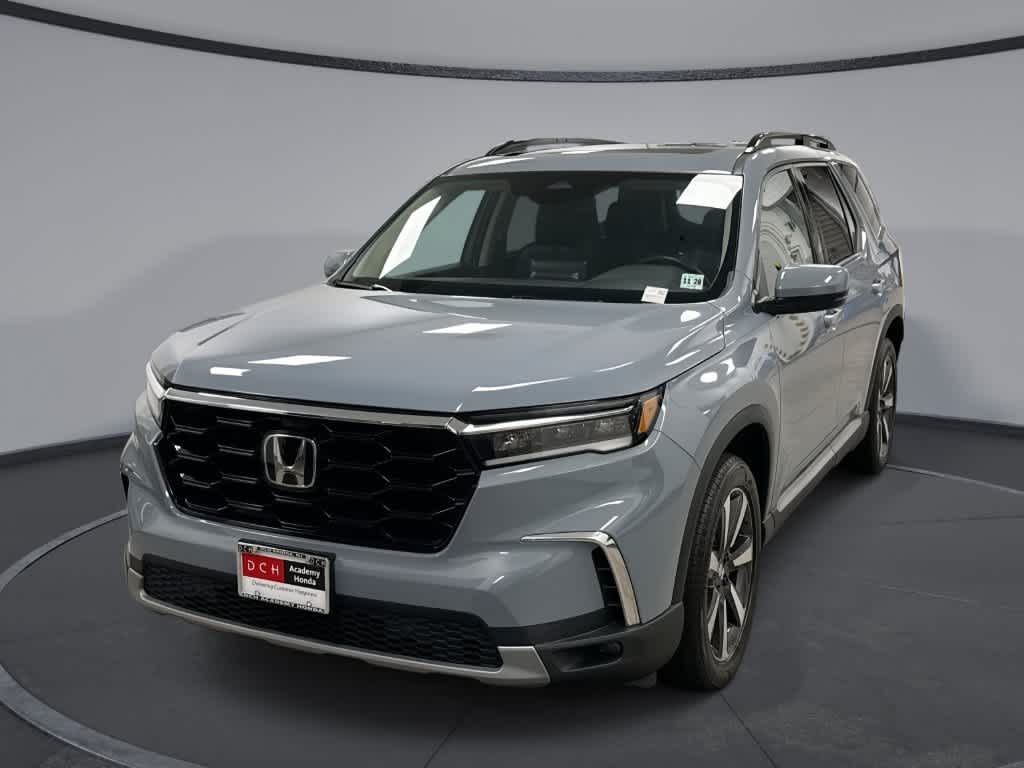 2024 Honda Pilot Touring