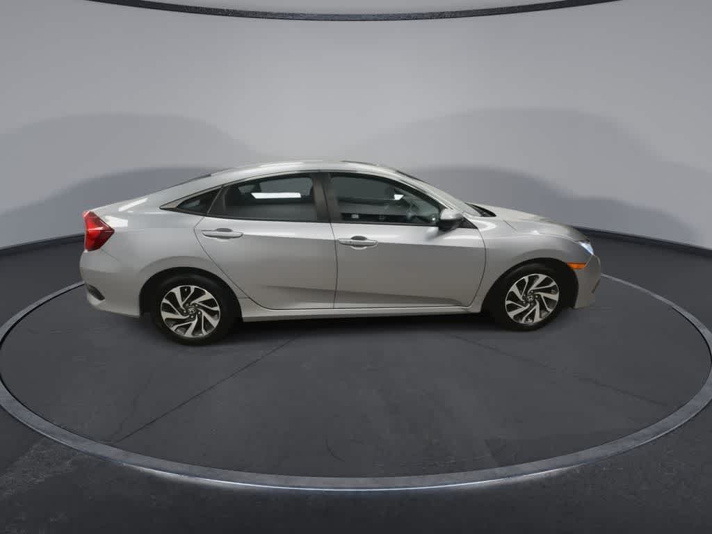 Thumbnail: 2016 Honda Civic - 9