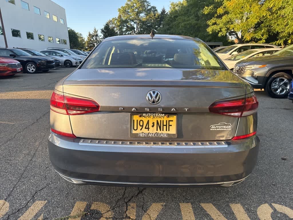Thumbnail: 2021 Volkswagen Passat - 5