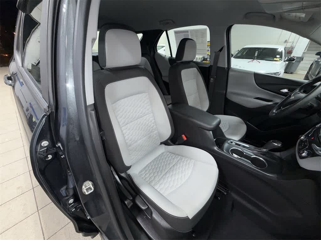 Thumbnail: 2020 Chevrolet Equinox - 16