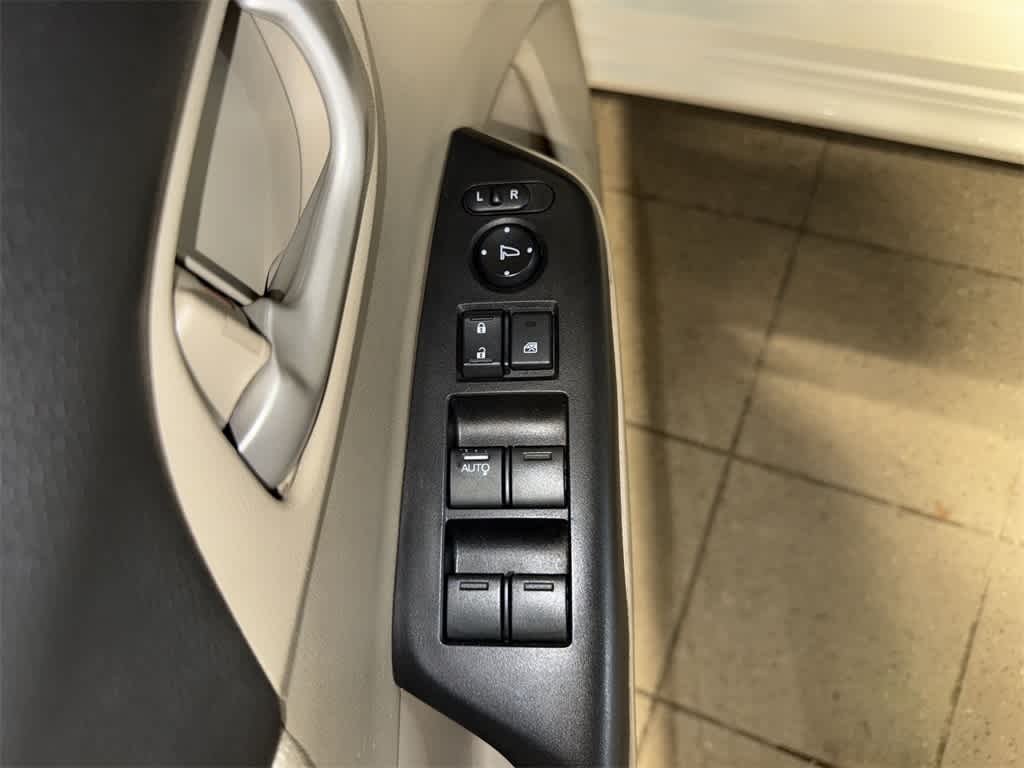 Thumbnail: 2013 Honda Civic - 22