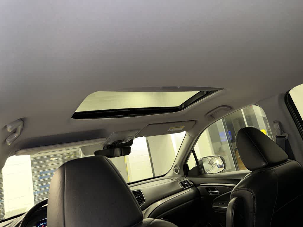 Thumbnail: 2021 Honda Pilot - 25