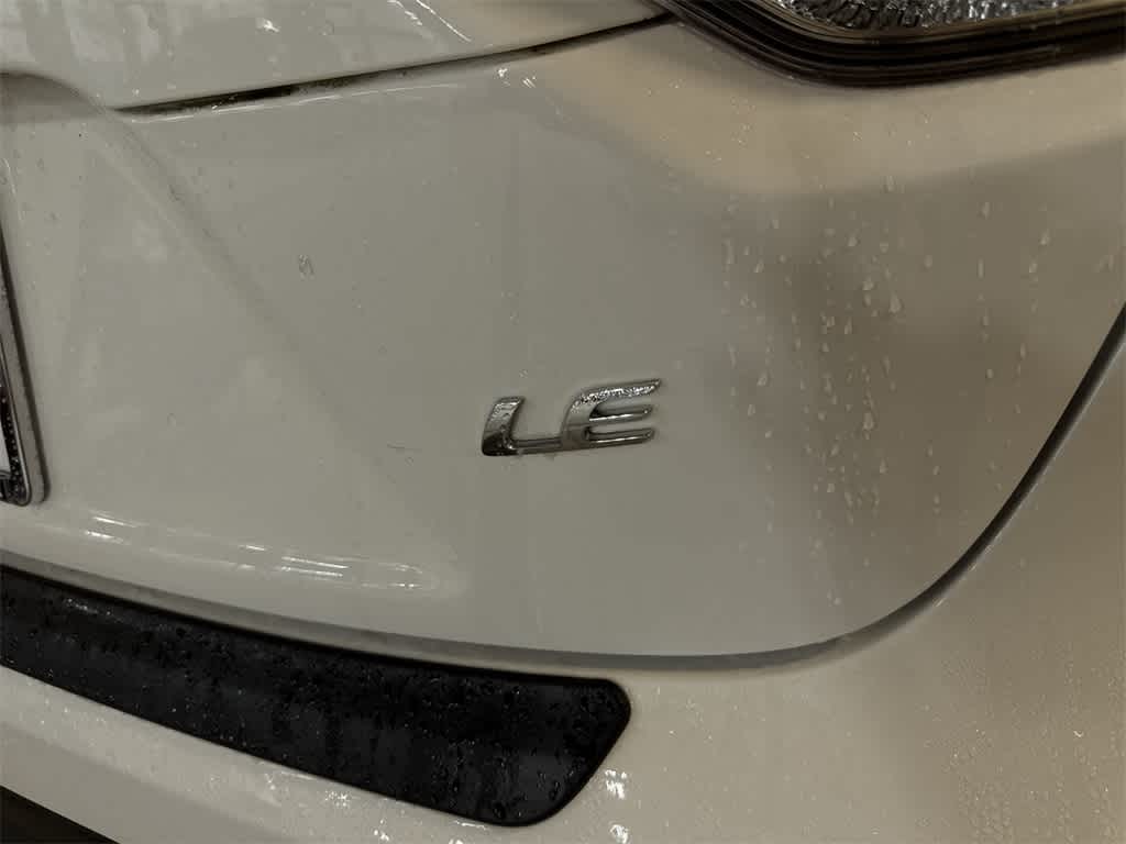 Thumbnail: 2023 Toyota Corolla - 25