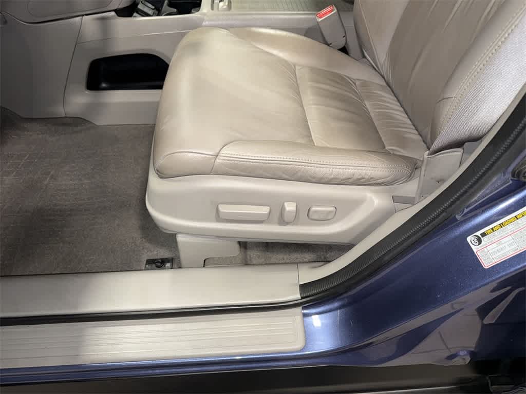 Thumbnail: 2014 Honda CR-V - 23