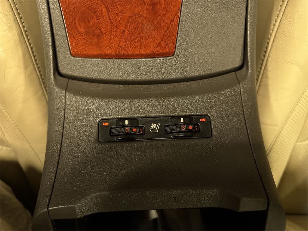 Thumbnail: 2011 Lexus ES - 33