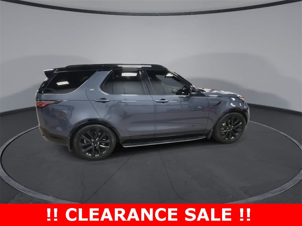 Thumbnail: 2024 Land Rover Discovery - 9