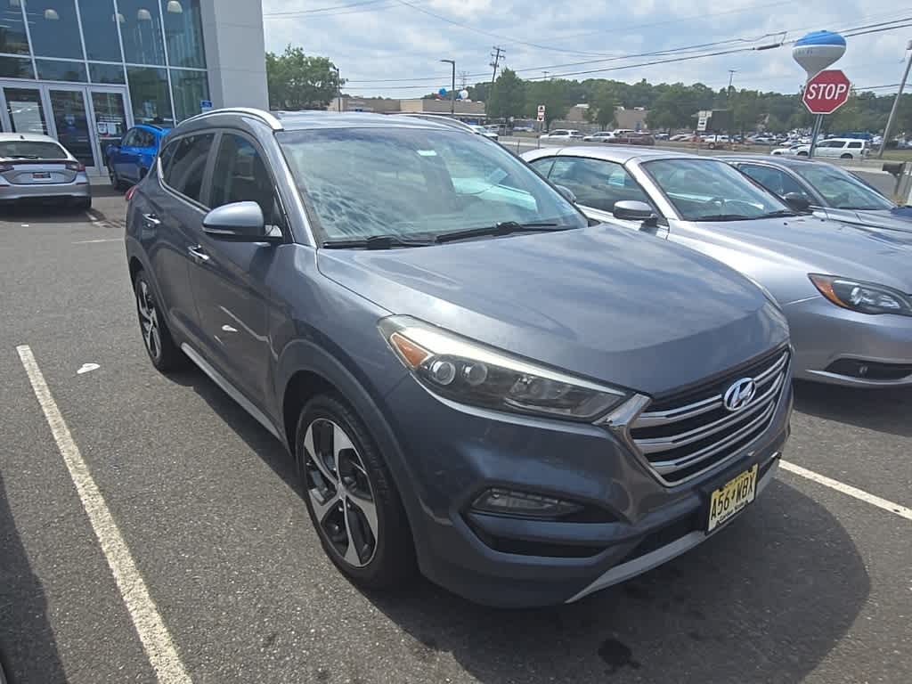 Thumbnail: 2017 Hyundai Tucson - 16