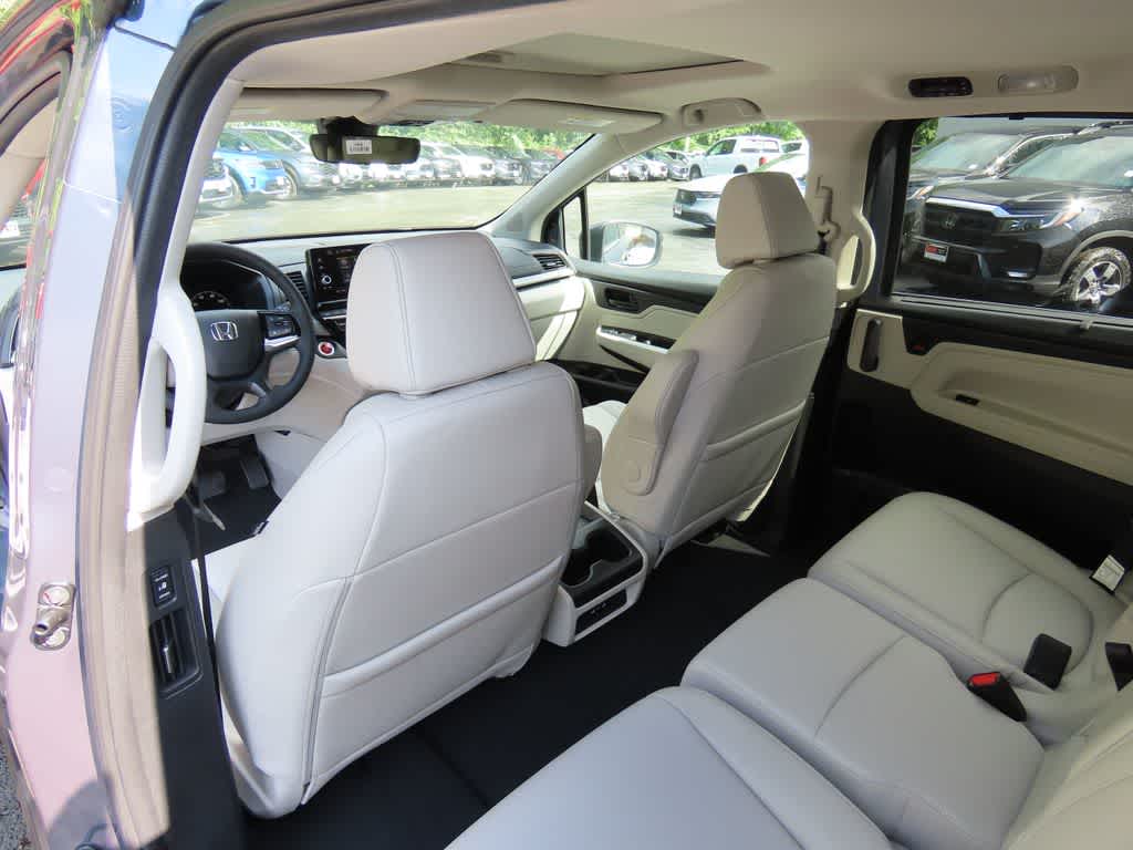 Thumbnail: 2026 Honda Odyssey - 15