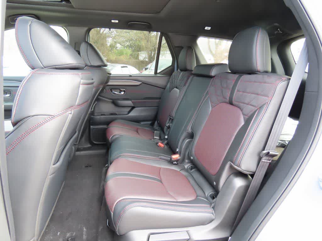 Thumbnail: 2026 Honda Pilot - 15