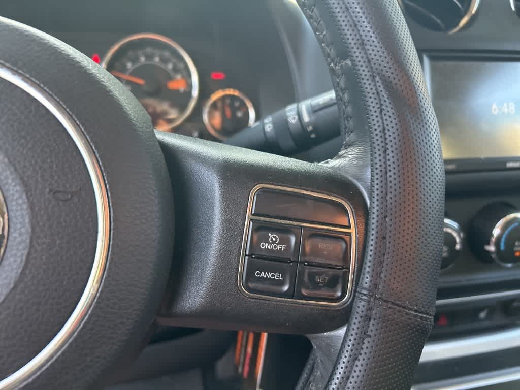 Thumbnail: 2014 Jeep Compass - 21