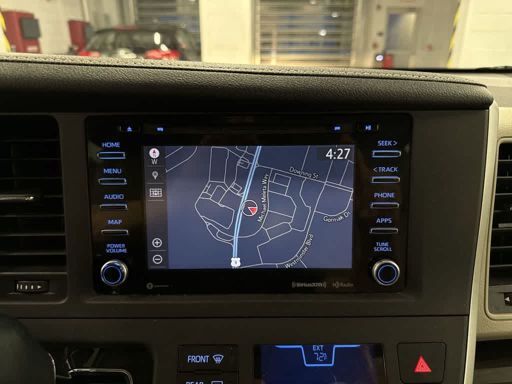 Thumbnail: 2020 Toyota Sienna - 21