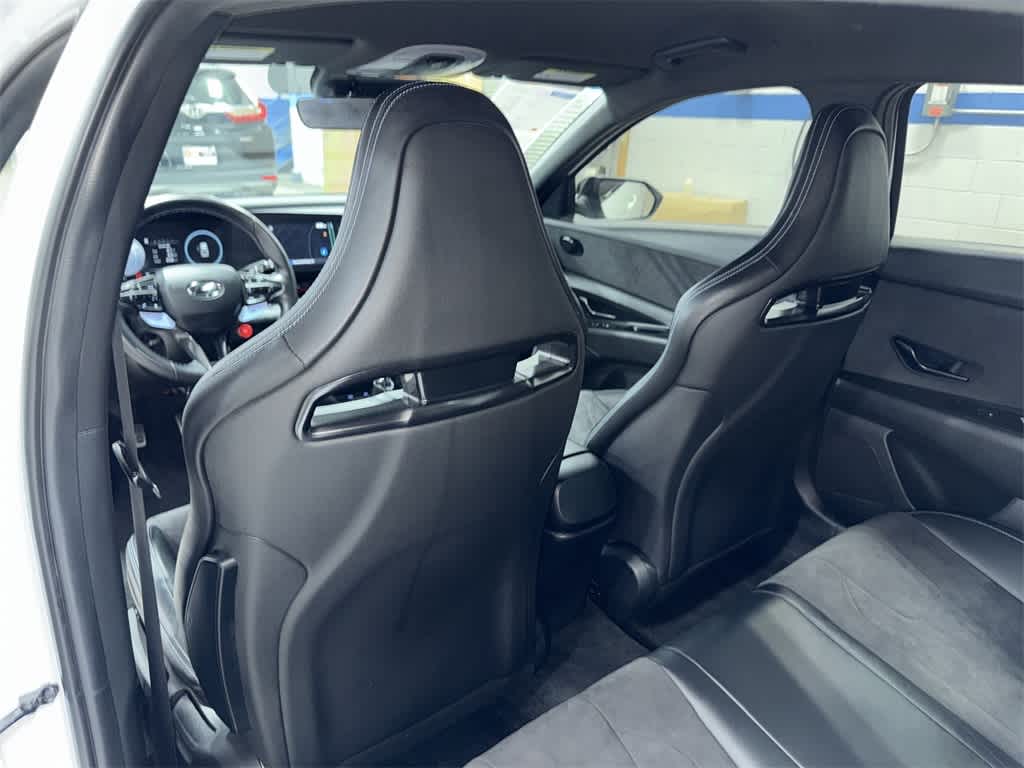 Thumbnail: 2023 Hyundai Elantra - 27