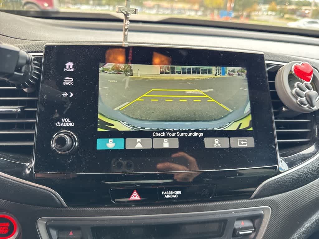 Thumbnail: 2022 Honda Passport - 14