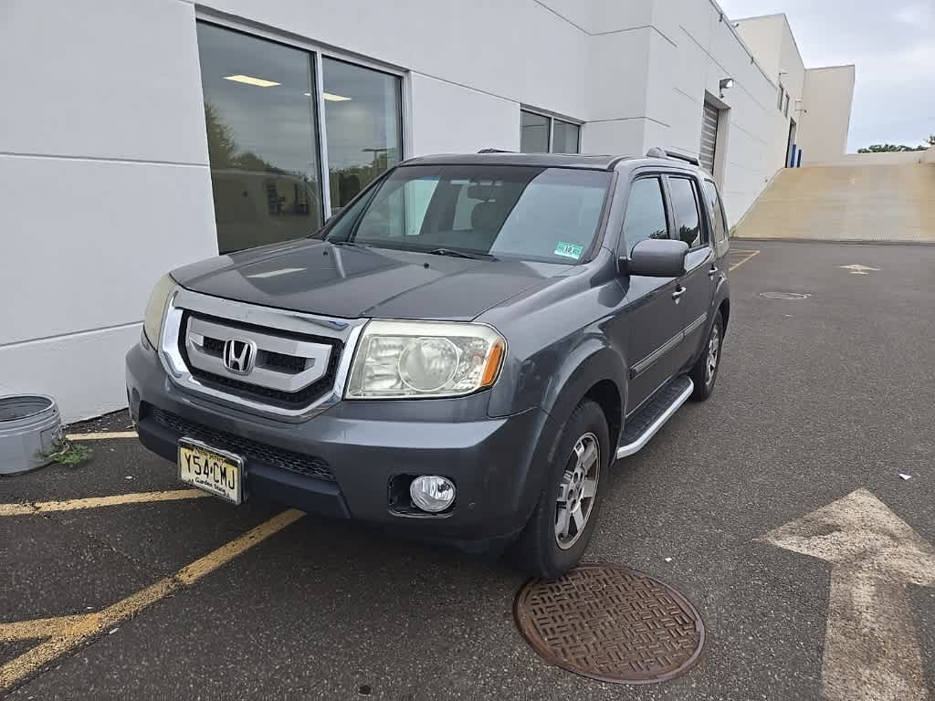 Thumbnail: 2011 Honda Pilot - 25