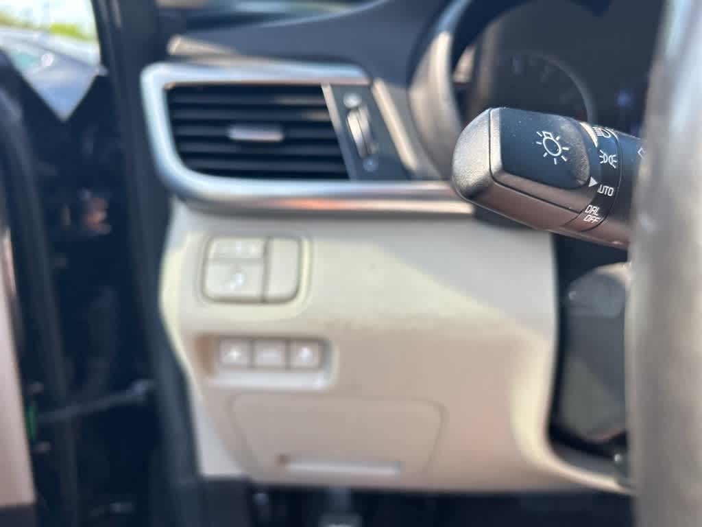 Thumbnail: 2018 Kia Optima - 21