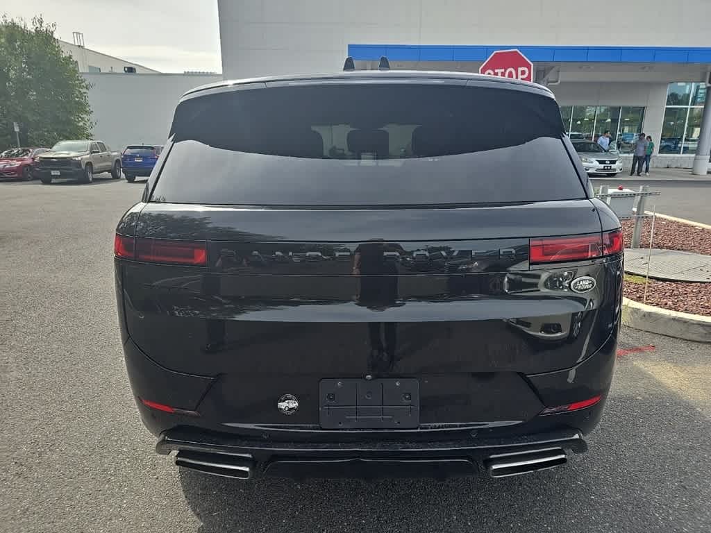 Thumbnail: 2023 Land Rover Range Rover Sport - 5
