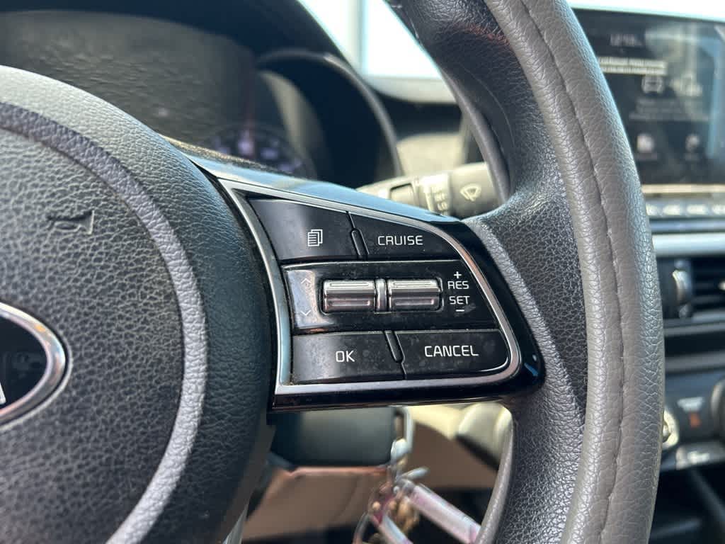 Thumbnail: 2020 Kia Forte - 5