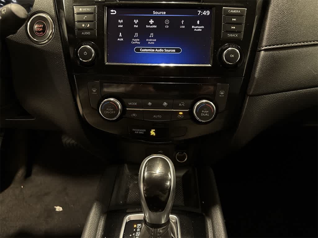 Thumbnail: 2020 Nissan Rogue - 21