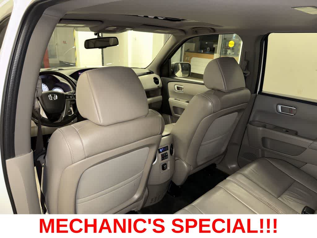 Thumbnail: 2014 Honda Pilot - 28