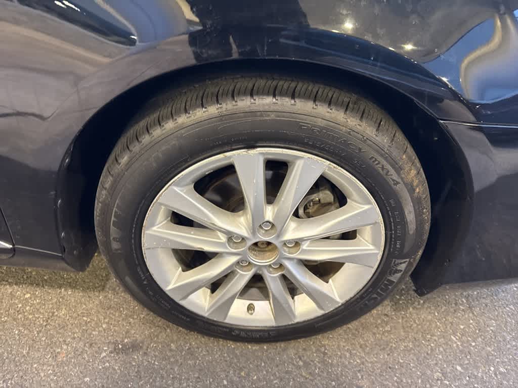 Thumbnail: 2011 Lexus ES - 25