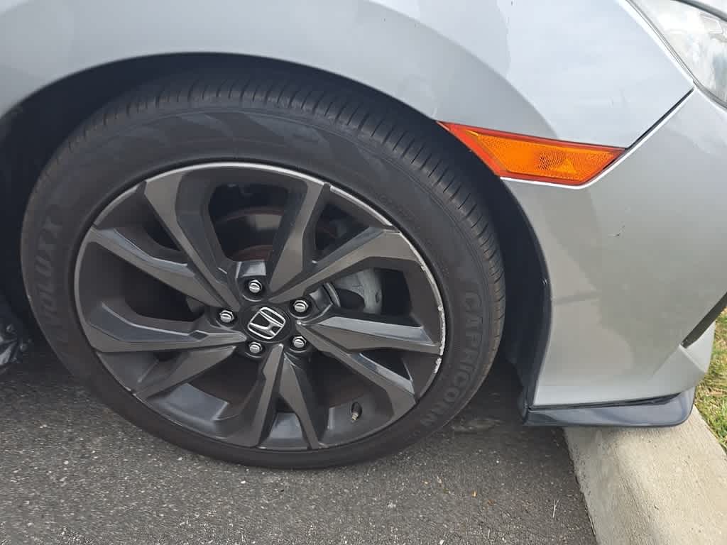 Thumbnail: 2017 Honda Civic - 4