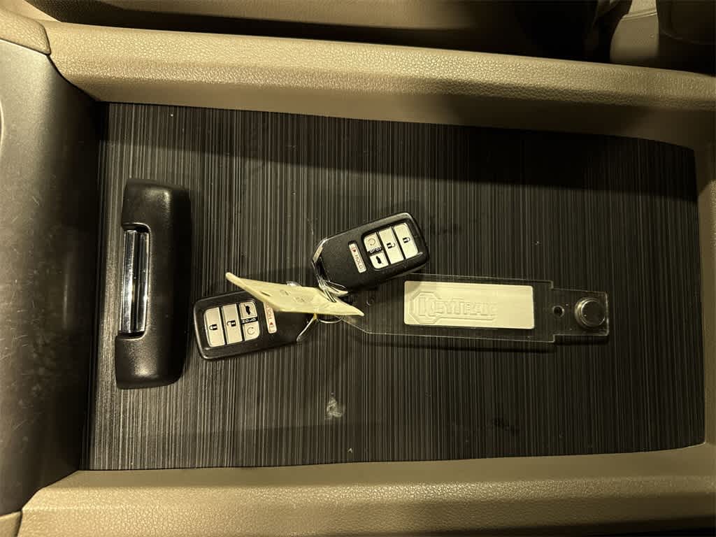 Thumbnail: 2019 Honda Pilot - 34