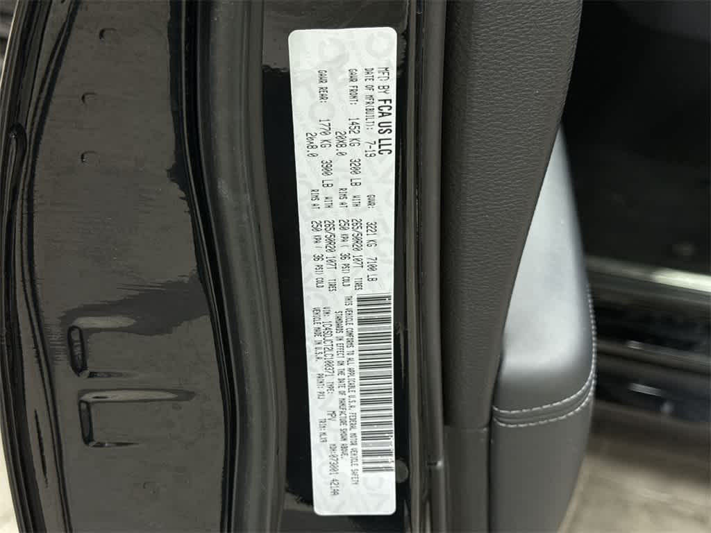 Thumbnail: 2020 Dodge Durango - 14