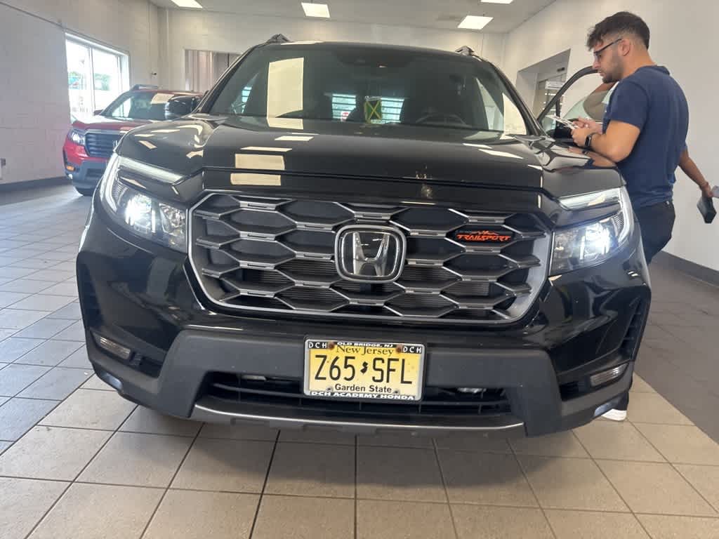 Thumbnail: 2023 Honda Passport - 2