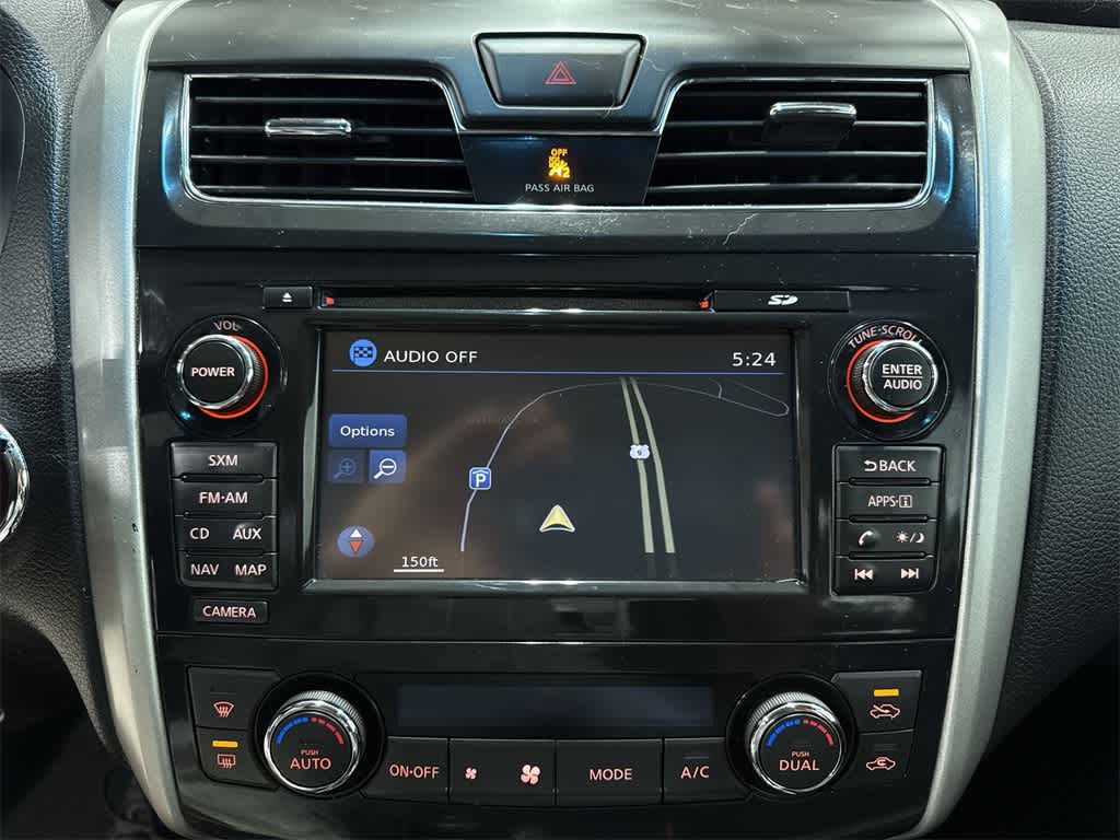 Thumbnail: 2014 Nissan Altima - 20