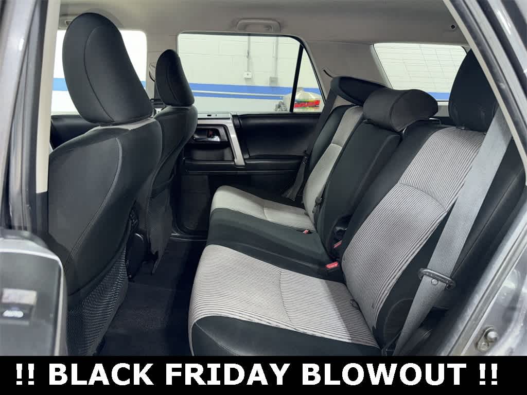 Thumbnail: 2020 Toyota 4Runner - 17