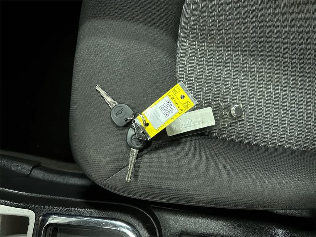 Thumbnail: 2009 Chevrolet HHR - 33