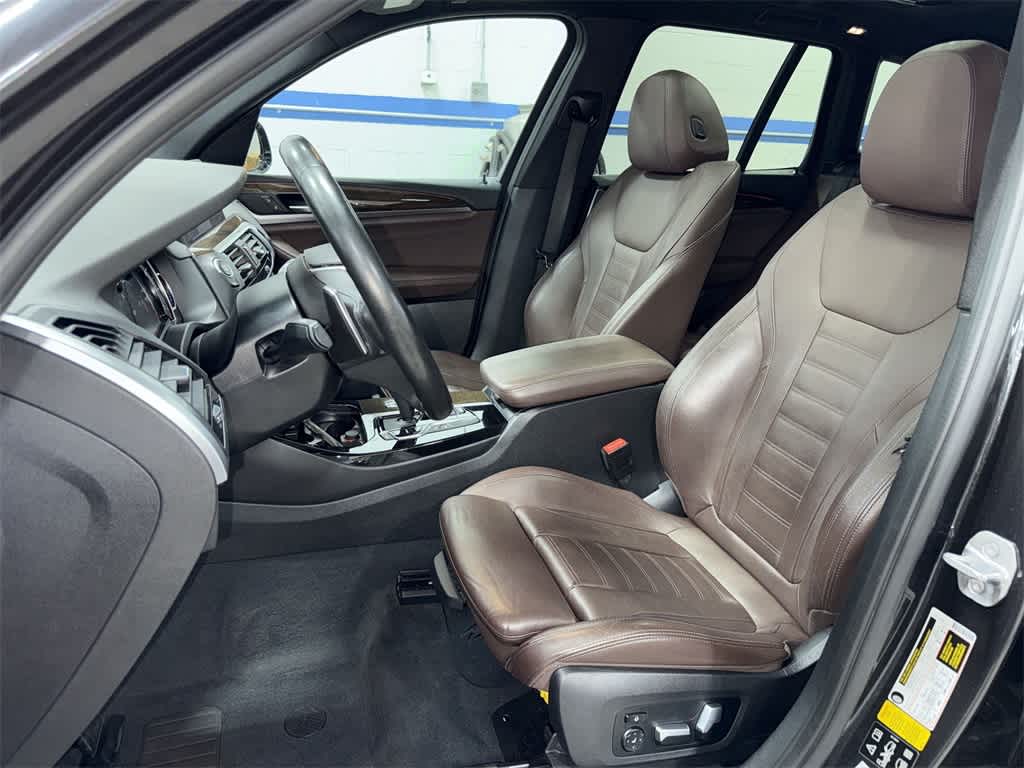 Thumbnail: 2019 BMW X3 - 15