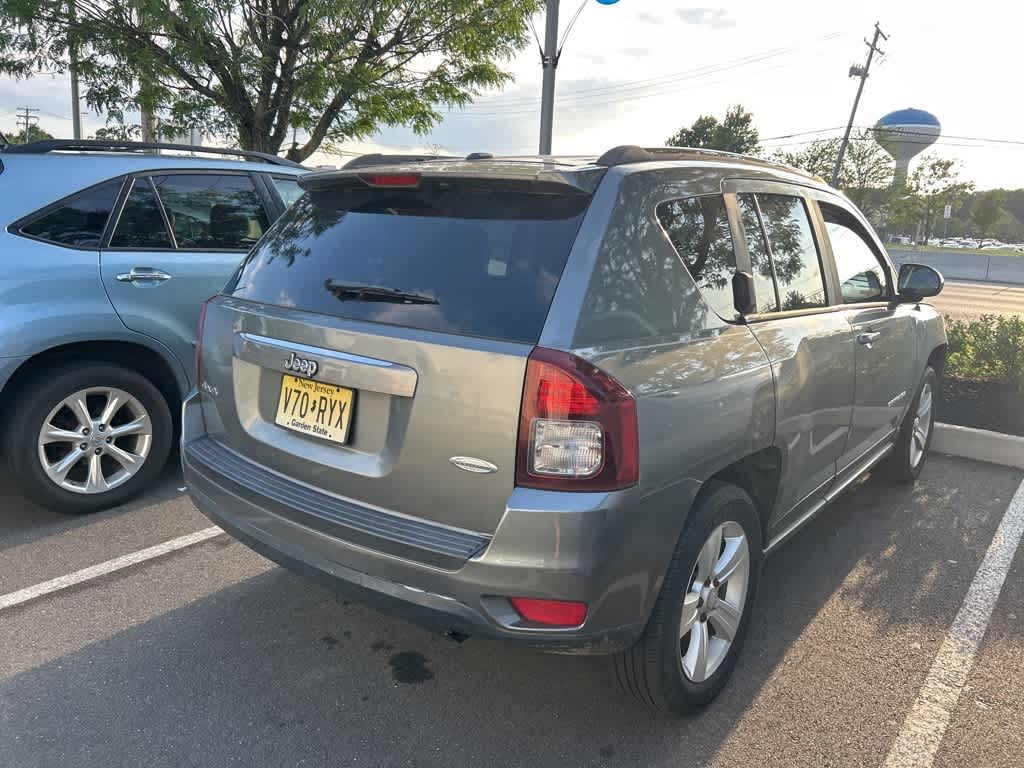 Thumbnail: 2014 Jeep Compass - 17