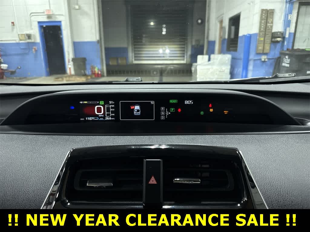 Thumbnail: 2017 Toyota Prius Prime - 31