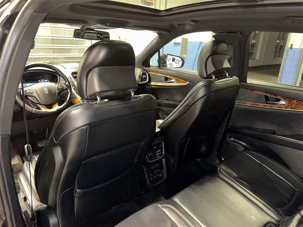 Thumbnail: 2017 Lincoln MKX - 30