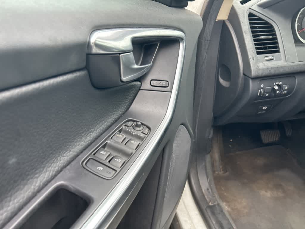 2012 Volvo XC60 3.2 15