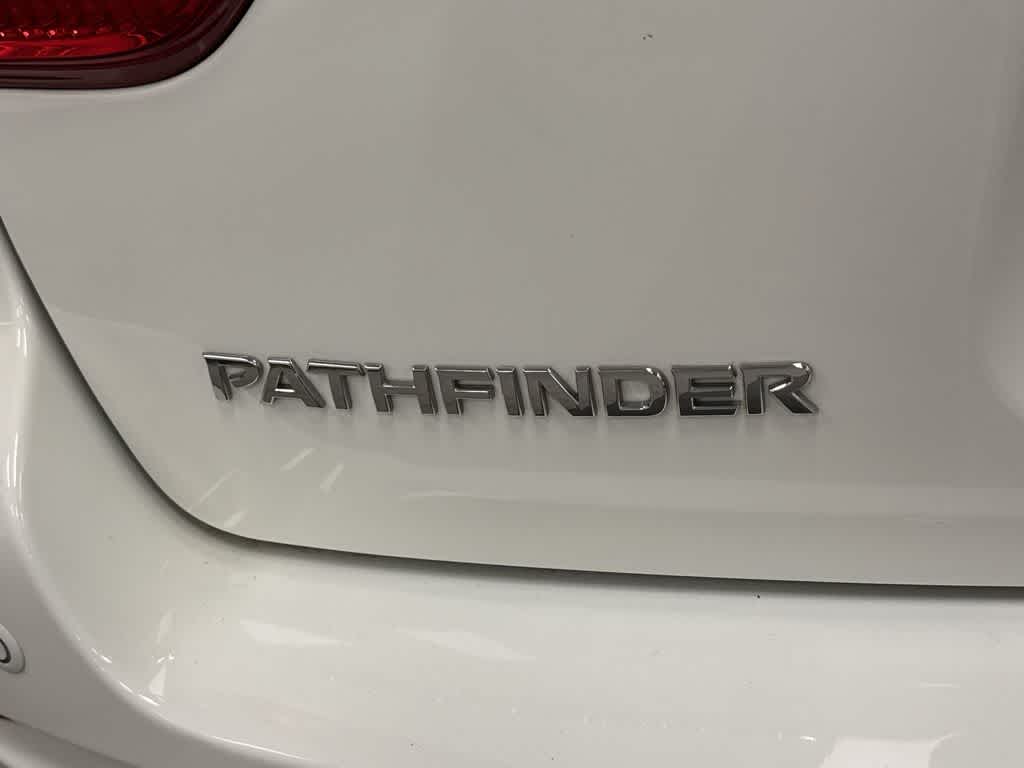 Thumbnail: 2019 Nissan Pathfinder - 25