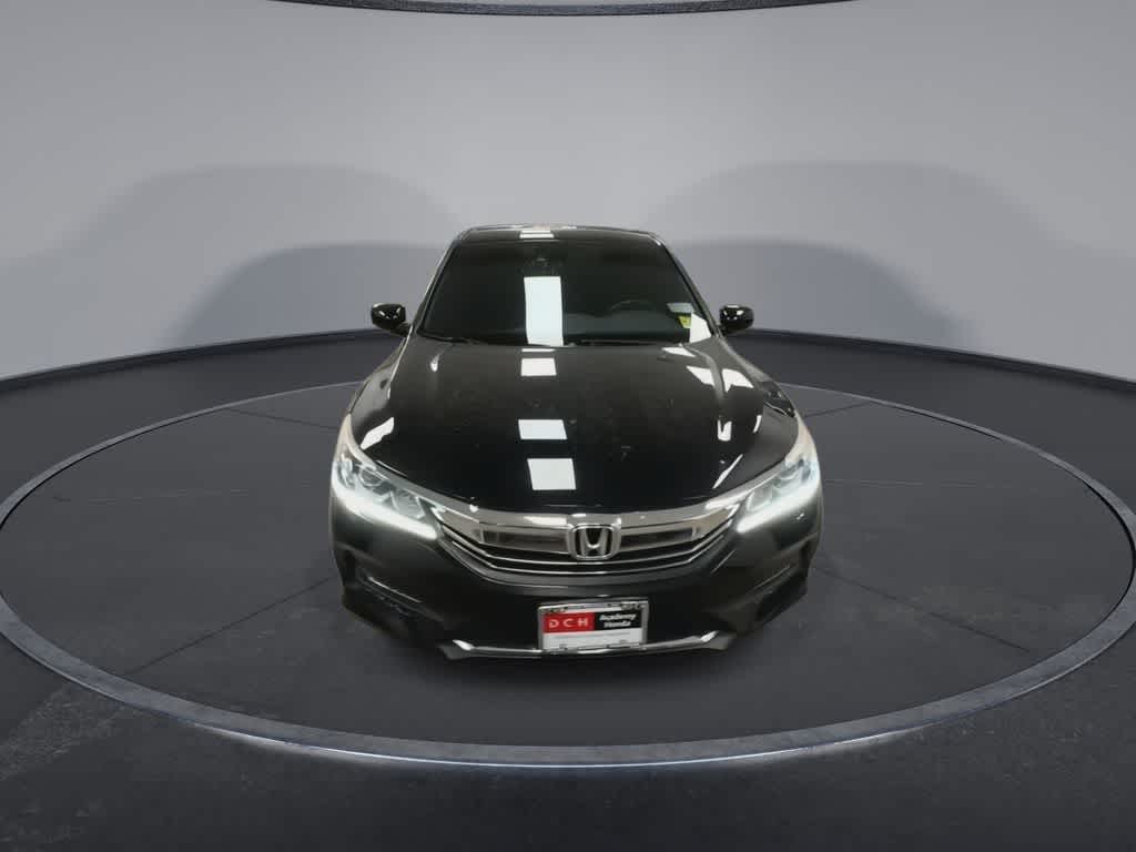 Thumbnail: 2017 Honda Accord - 3