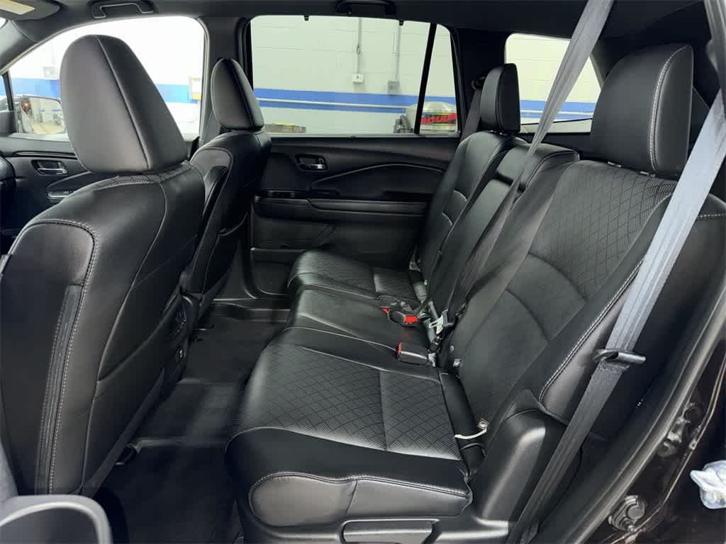 Thumbnail: 2021 Honda Passport - 17