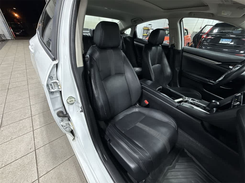 Thumbnail: 2019 Honda Civic - 15