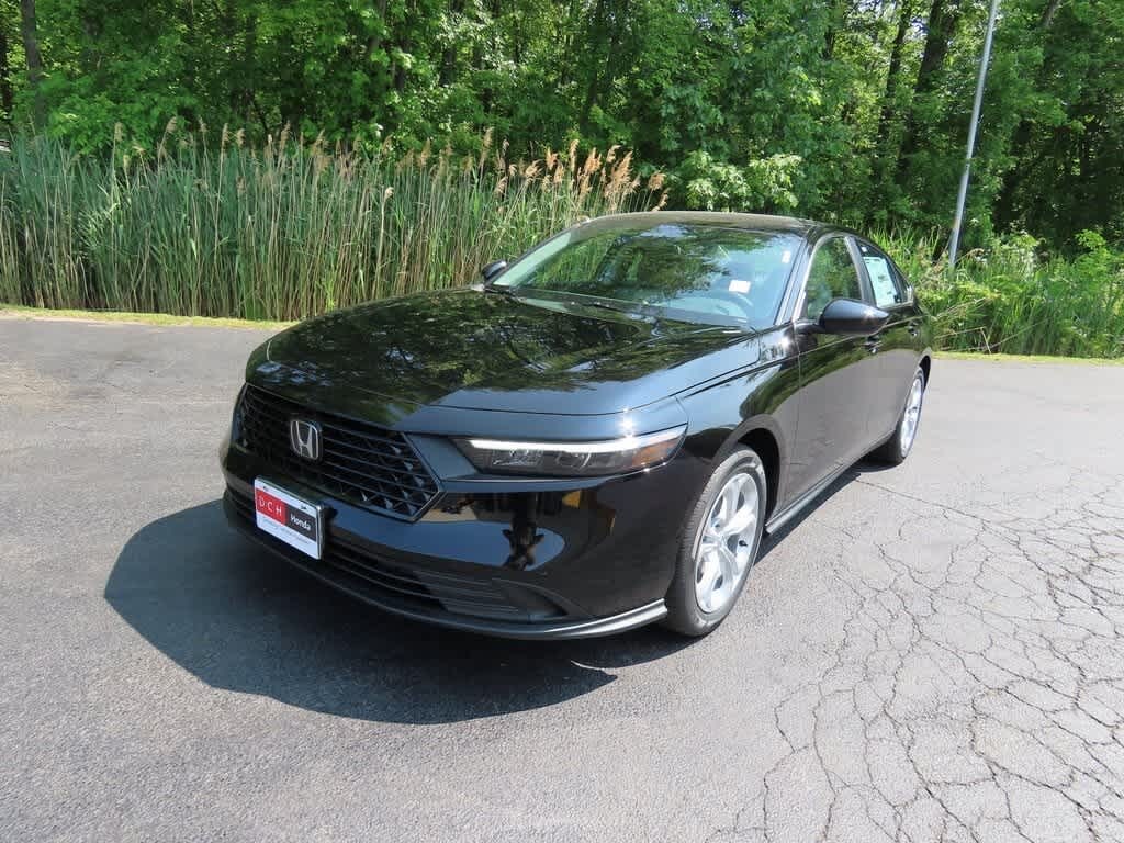 New 2025 Honda Accord LX Sedan