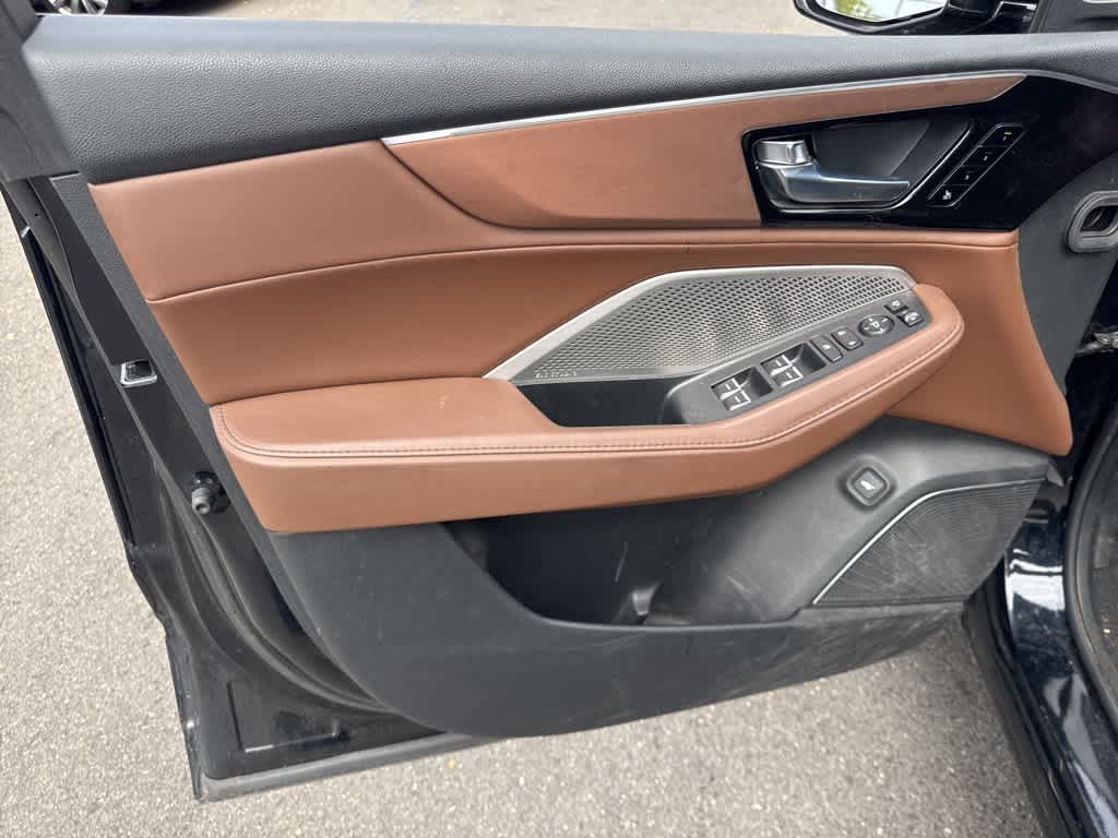 Thumbnail: 2023 Acura MDX - 7