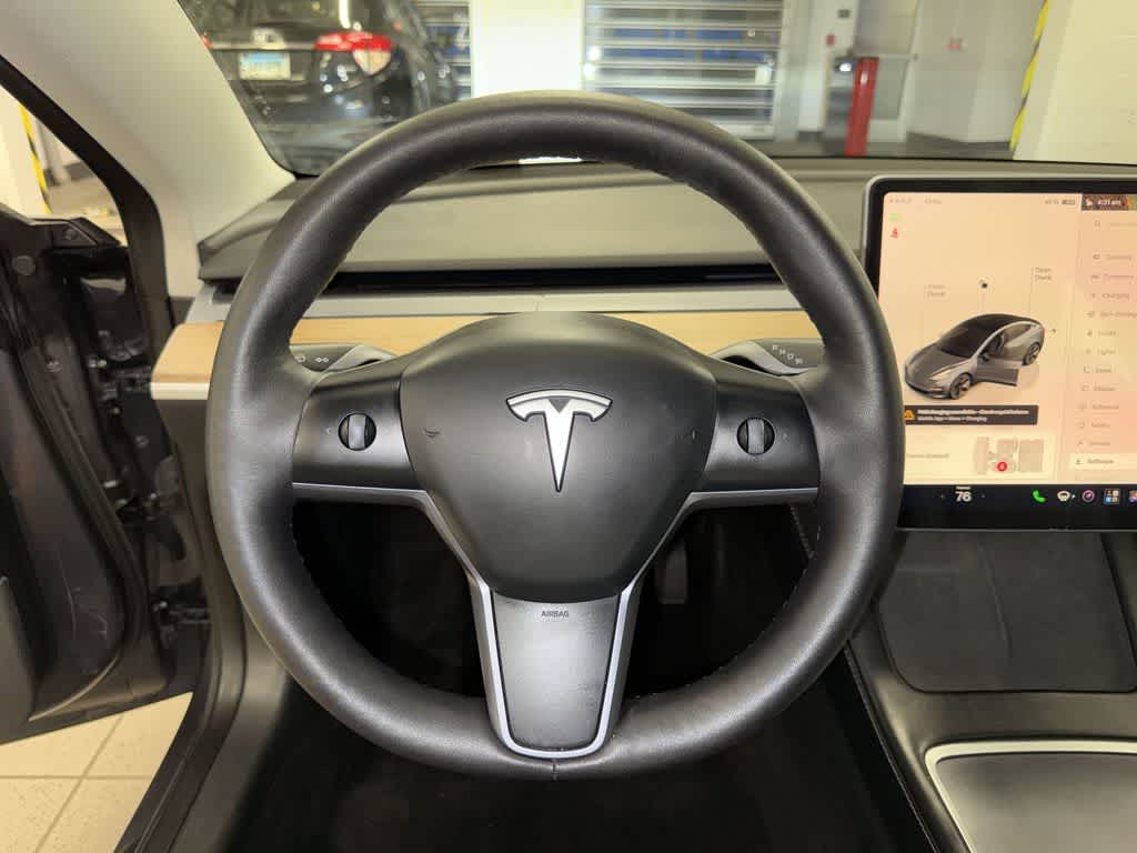 Thumbnail: 2023 Tesla Model 3 - 17