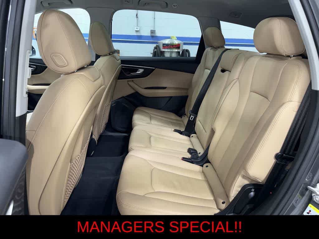 Thumbnail: 2022 Audi Q7 - 17