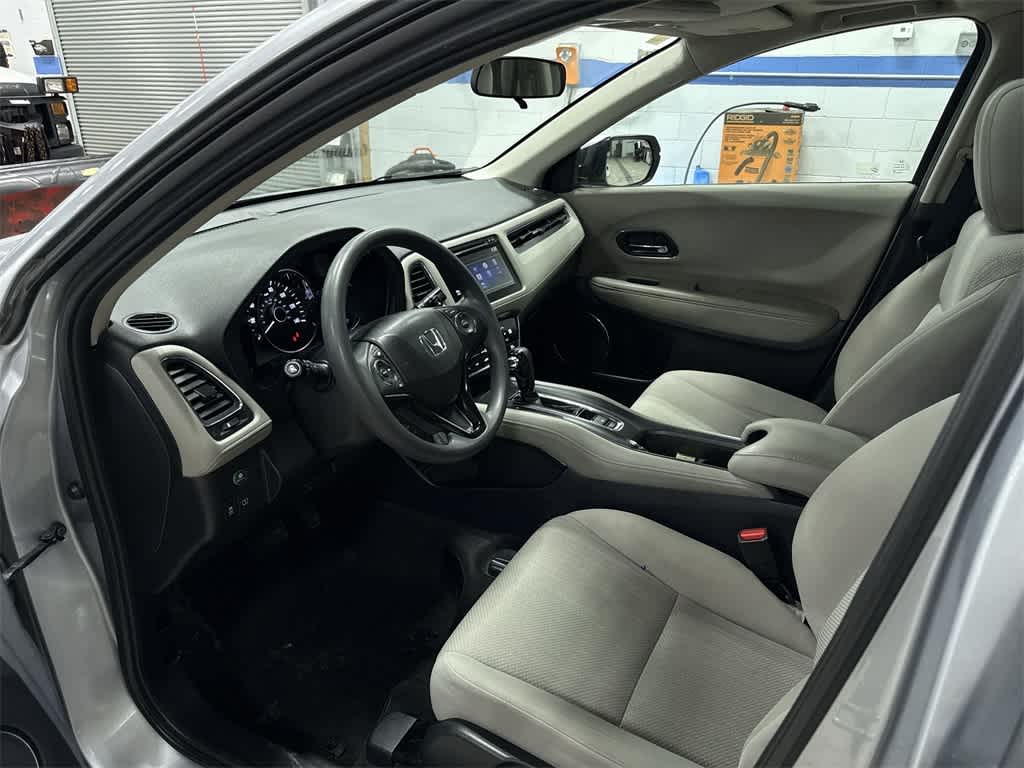 Thumbnail: 2018 Honda HR-V - 28