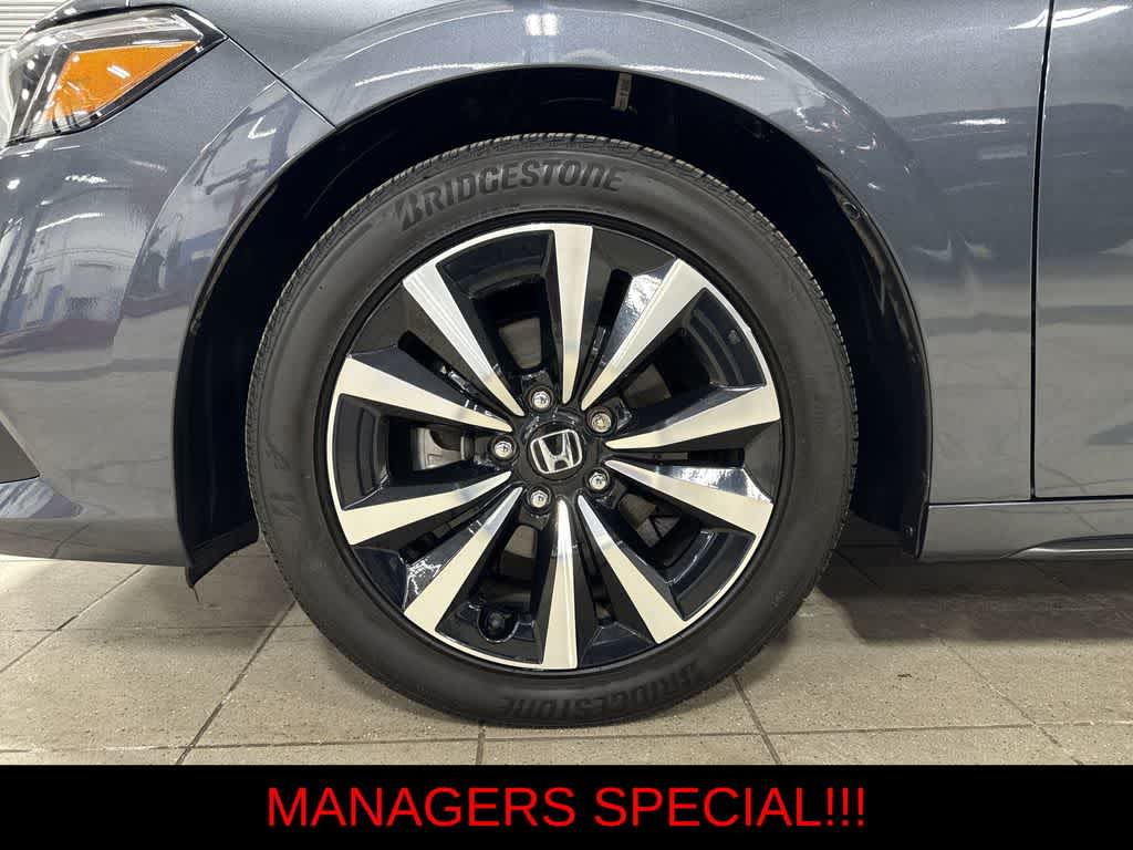 Thumbnail: 2022 Honda Civic - 10