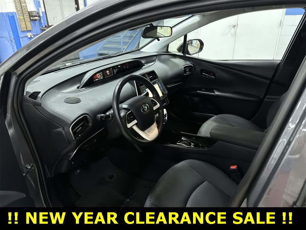 Thumbnail: 2017 Toyota Prius Prime - 28